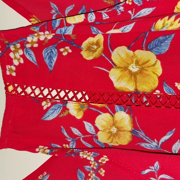 **SOLD**Pink Rose floral camisole tank, Sz S - Like NEW! no tags, mint condition - Picture 5 of 11